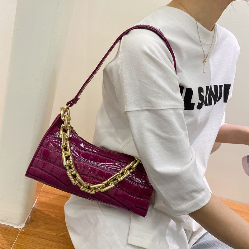 Chained One-Shoulder Woman Bag With Armpit Baguette Bag