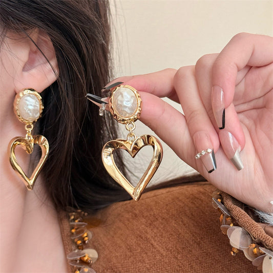 Hollow Heart-shaped Earrings Unique Exaggerated